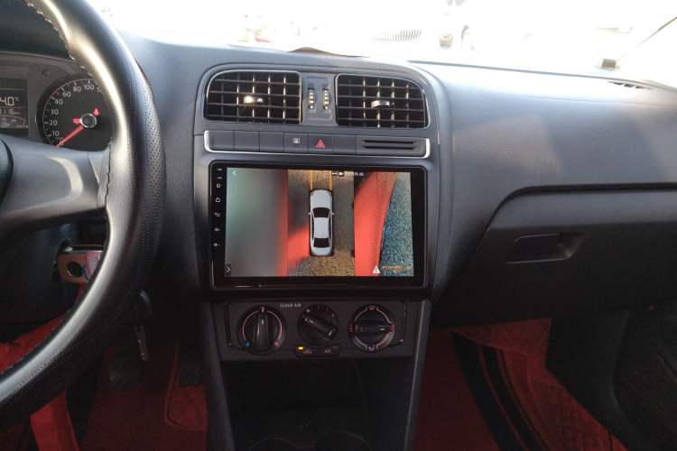 Used Volkswagen Polo 2016 1.4L Manual Fashion Model