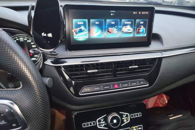 Used Hongqi H5 2019 30TD Dynamic Edition
