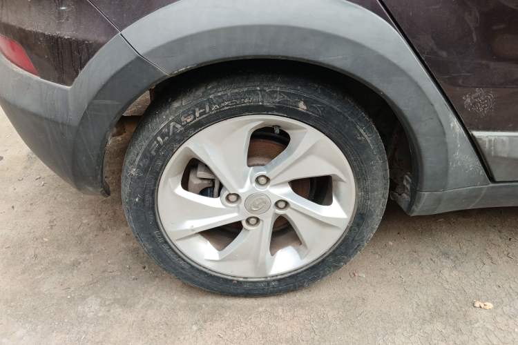 Used  Q25 2016 1.5L Manual Fun Edition
