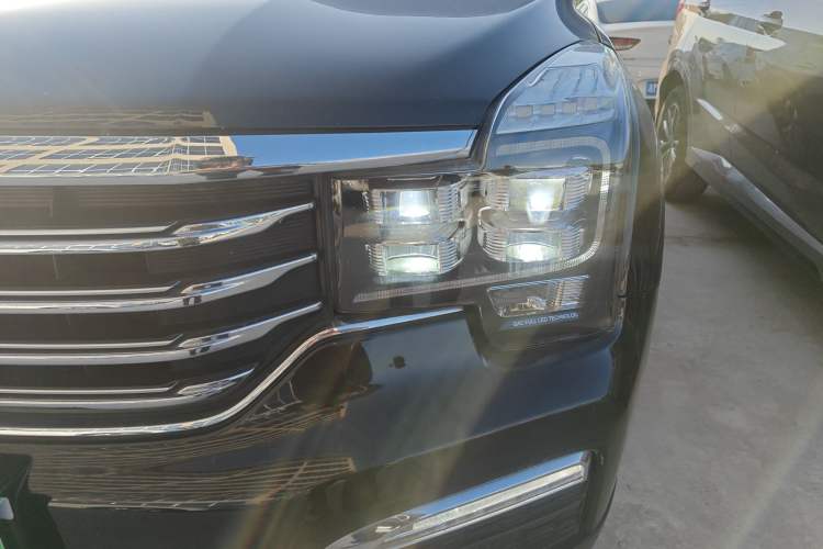 Used GAC Trumpchi GS8 2017 320T Two-Wheel Drive Luxury Smart Connectivity Version (7 Seats)
