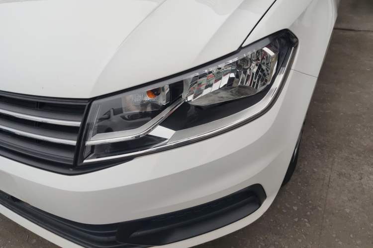 Used Volkswagen Santana 2016 1.4L Manual Fashion Edition
