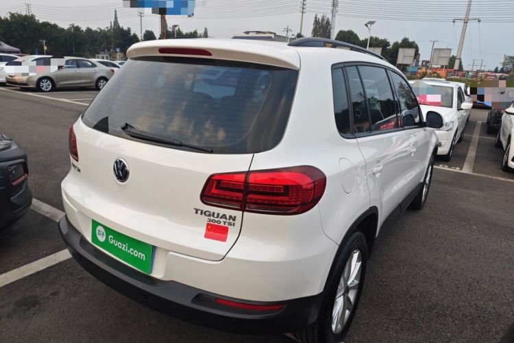 Used Volkswagen Tiguan 2017 300TSI Automatic Two-Wheel Drive Silk Road Comfort Edition
