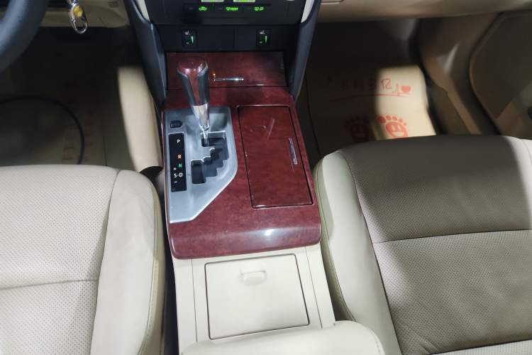 Used Toyota Camry 2013 2.0G Comfort Edition
