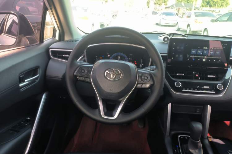 Used Toyota FRONTLANDER 2023 2.0L CVT Luxury Edition
