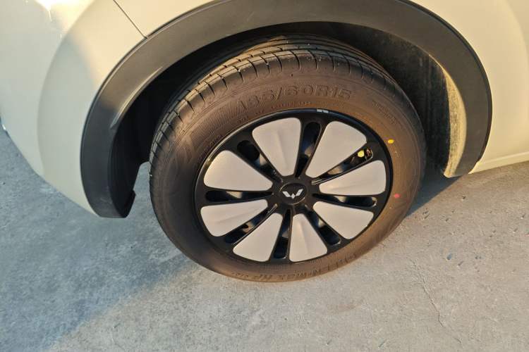 Used Wuling Bingo 2024 333 km Enjoyment Version
