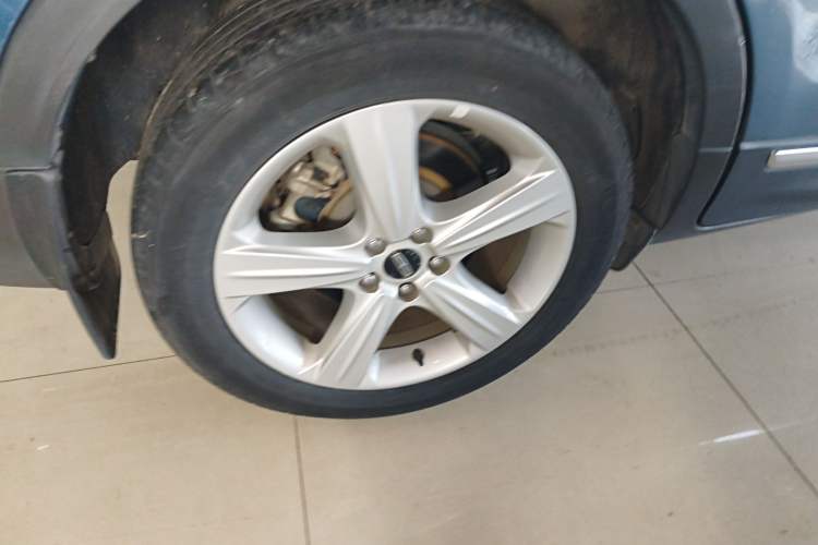 Used Lincoln MKC 2017 2.0T Two-Wheel Drive Deluxe Edition