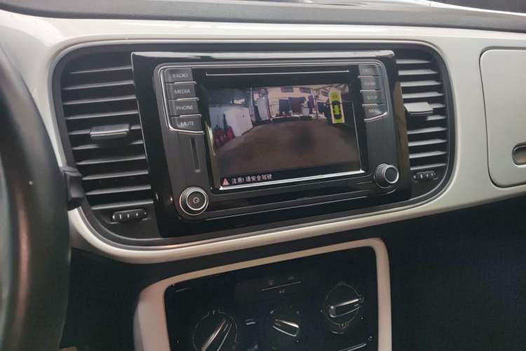 Used Volkswagen Beetle 2017 180TSI Yile Edition
