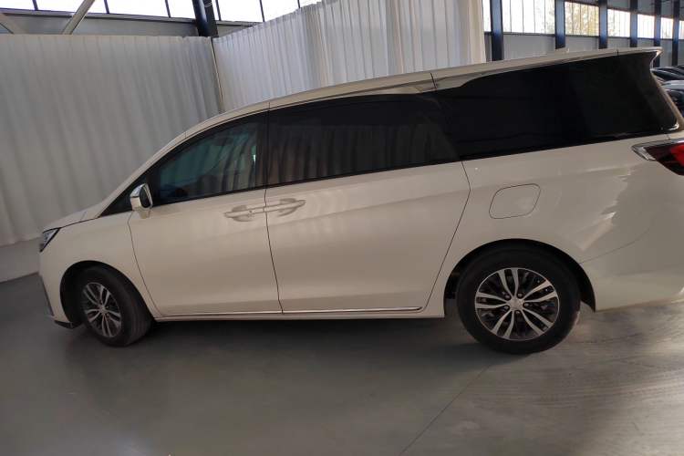 Used Buick GL8 2023 ES Lu Zun Comfort Model
