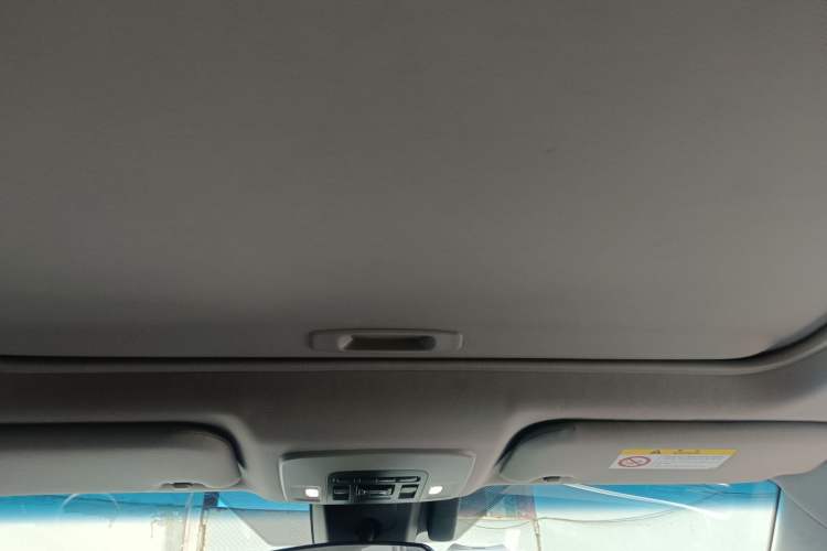 Used Toyota Camry 2021 2.0G Luxury Edition
