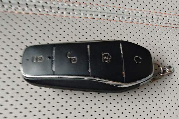 Used BYD Qin PLUS 2024 HONOR Edition DM-i 55KM Leading Model
