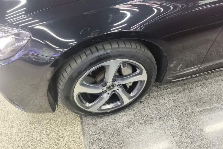 Used Mercedes-Benz E-Class 2019 Restyled E 300 L Sporty and Stylish Edition