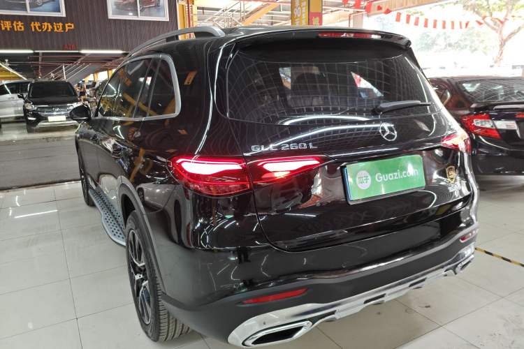 Used Mercedes-Benz GLC 2023 GLC 260 L 4MATIC Dynamic Edition 5-seater
