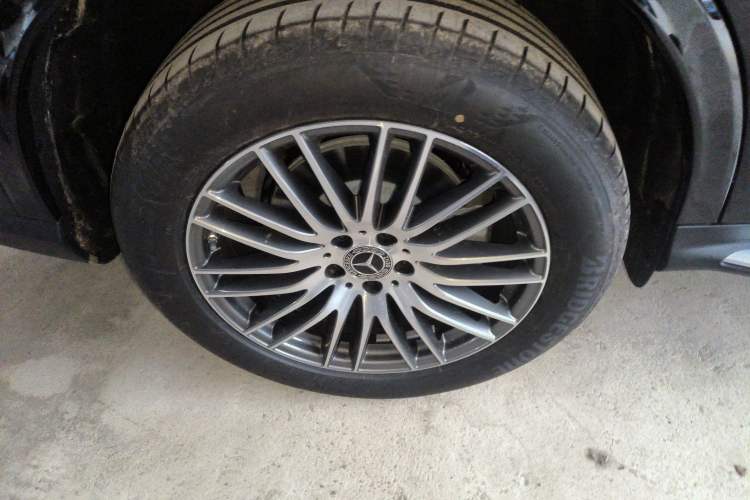 Used Mercedes-Benz GLC 2025 Refreshed GLC 300 L 4MATIC Dynamic Version 5 Seats
