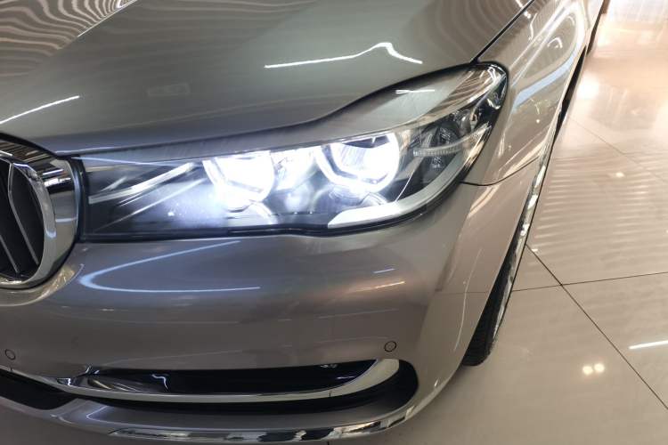 Used BMW 7 Series 2018 730Li Leading Model Excellence Package
