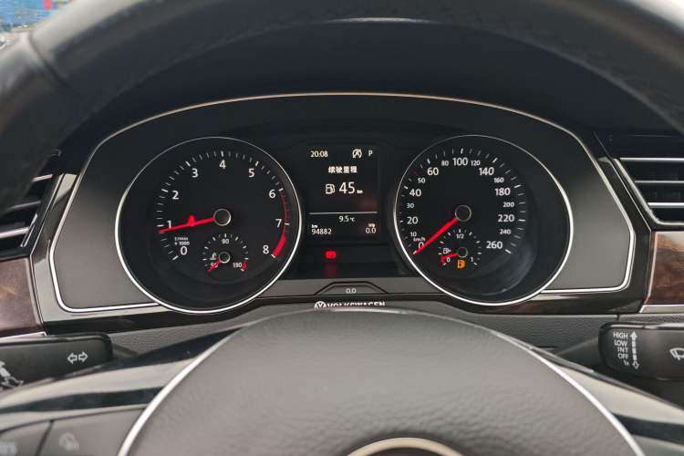 Used Volkswagen Magotan 2018 330TSI DSG Luxury Model
