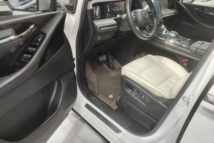 Used GAC Trumpchi M8 2023 Zongshi Series 400T Flagship Edition
