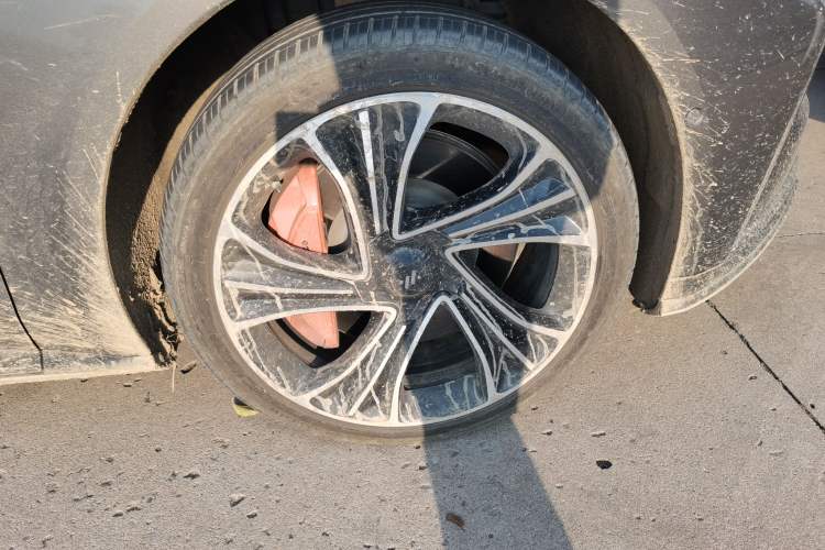 Used  L7 2022 Pro Model
