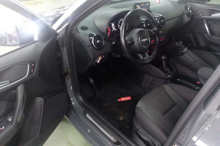 Used Audi A1 2016 30 TFSI Sportback Design Fashion Edition