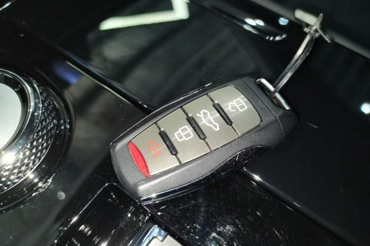 Used Haval H6 2024 1.5T Two-Wheel-Drive Classic Edition
