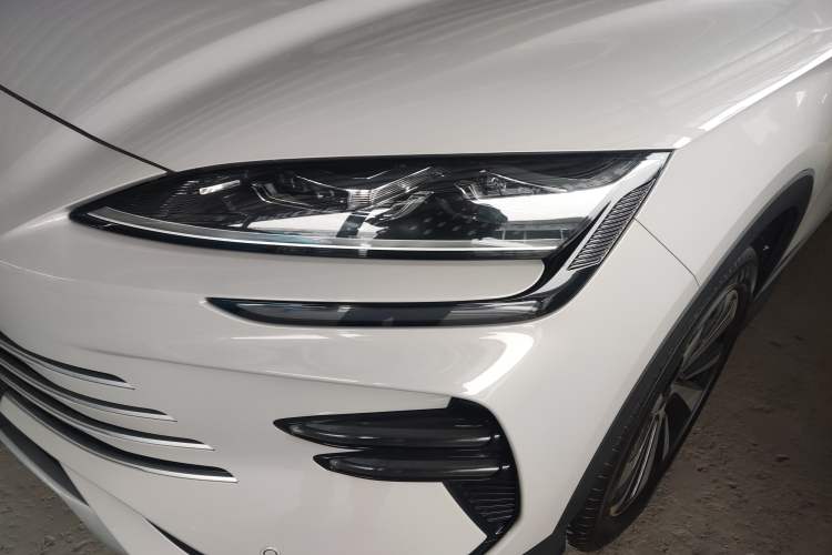 Used BYD Song PLUS New Energy 2023 Champion Edition DM-i 110KM Flagship PLUS
