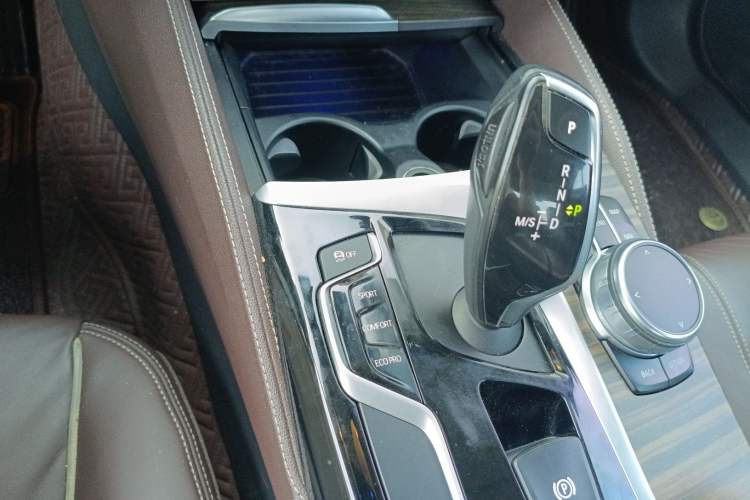 Used BMW 5 Series 2018 530Li Leading Edition Luxury Package