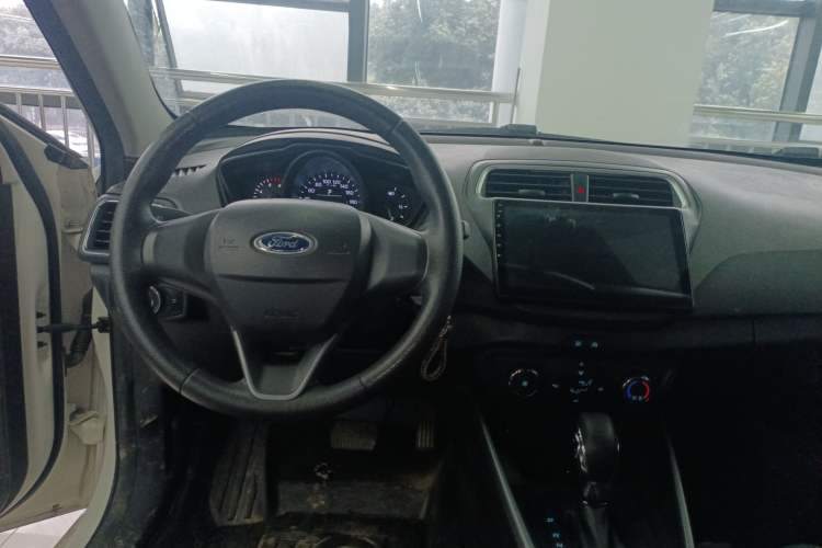 Used Ford Escort 2019 Revised 1.5L Automatic ZhiXiang Version China VI Standard
