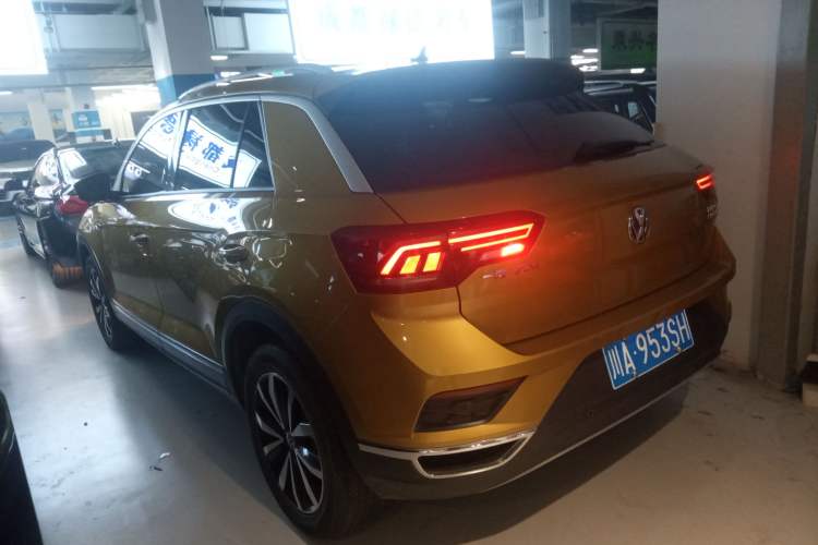Used Volkswagen T-ROC 2018 280TSI DSG Two-Wheel-Drive Comfort Version China V Standard
