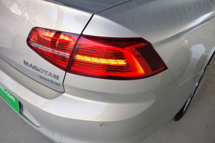 Used Volkswagen Magotan 2017 330TSI DSG Leading Model