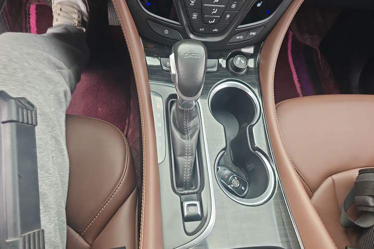 Used Buick Envision 2021 532T Two-Wheel-Drive Elite Version