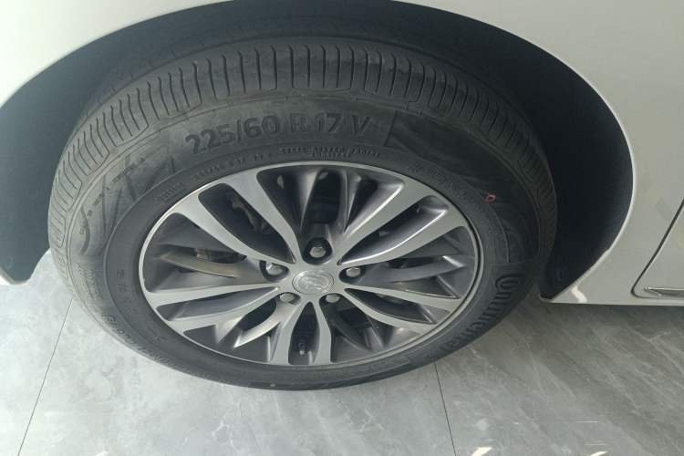 Used Buick GL8 2023 ES Lu Zun Deluxe Model