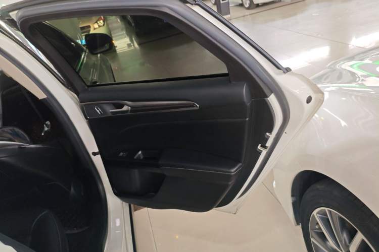 Used Ford Mondeo 2017 Facelifted EcoBoost 180 Fashion Edition
