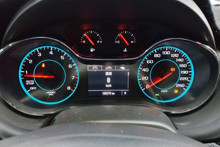 Used Chevrolet Cruze 2017 1.5L Automatic Pioneer Sunroof Edition
