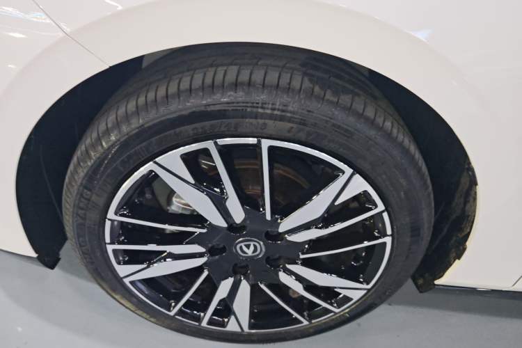 Used Changan Eado 2026 Model, Fourth Generation, 1.5T 500Bar Smart Enjoyment Edition