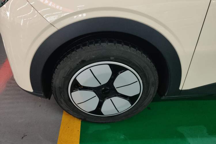 Used Geely Galaxy Geome 2025 310km Youth Edition
