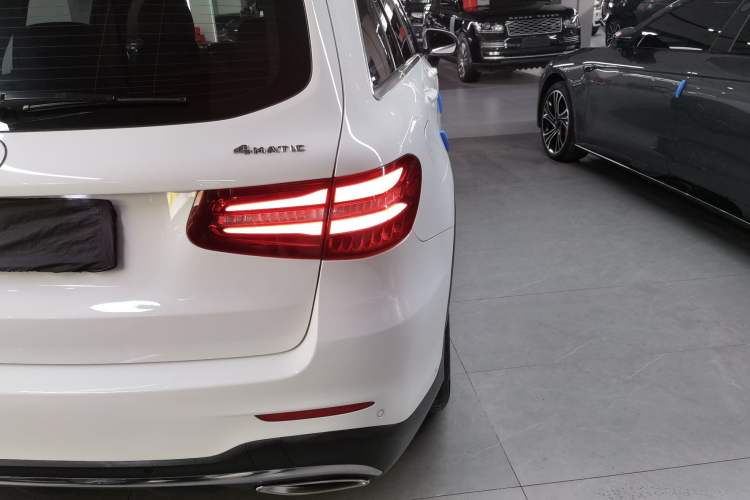 Used Mercedes-Benz GLC 2017 GLC 260 4MATIC Dynamic Edition