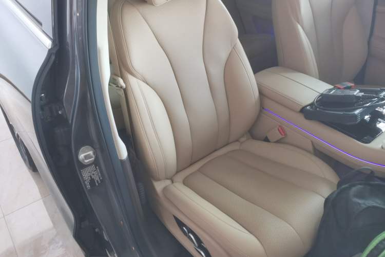 Used Hima AITO M7 2024 1.5T Rear-Drive Plus Version 5 Seats
