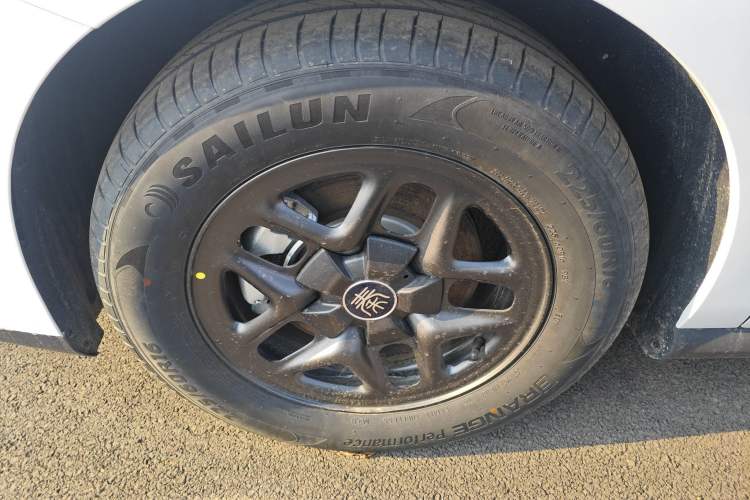 Used BYD Qin PLUS 2025 DM-i Smart Drive 55KM Leading Model
