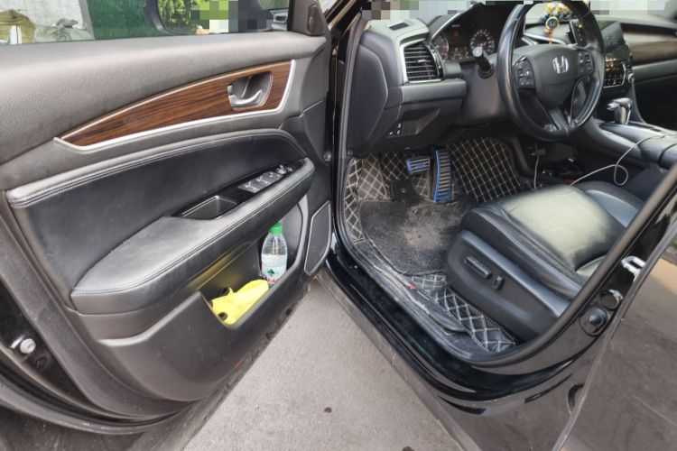 Used Honda Avancier 2017 240TURBO Two-Wheel Drive Premium Edition