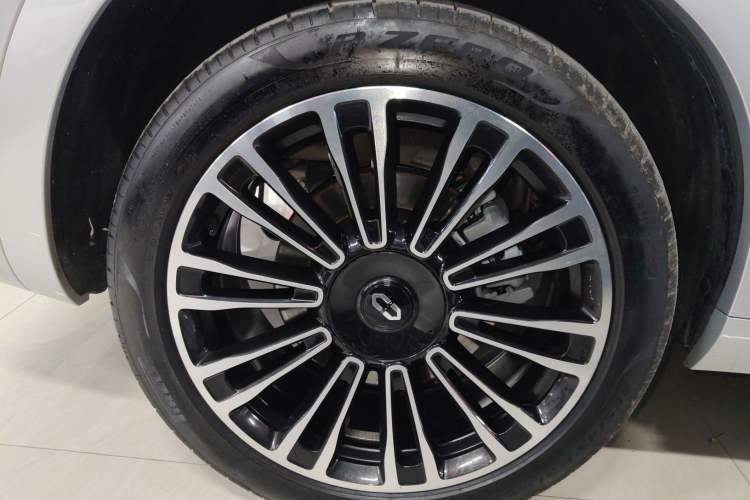 Used Hima AITO M7 2024 1.5T Intelligent Driving Rear-Drive Pro Version 6 Seats
