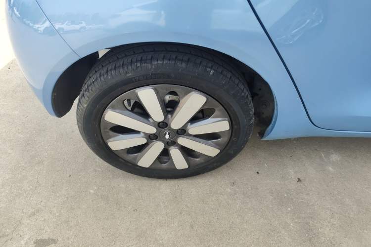 Used ORA Black Cat 2022 Updated Version 301 km Cute Pet Edition Lithium Iron Phosphate
