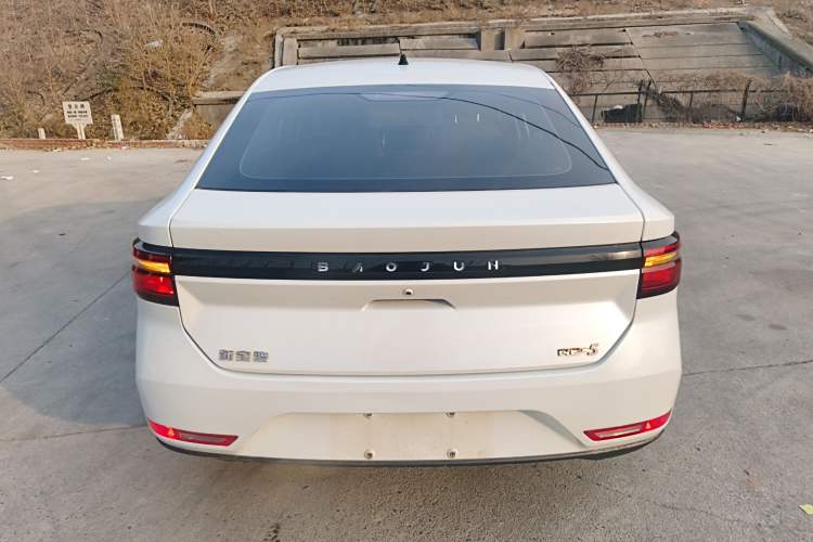 Used Baojun RC-5 2020 1.5L Manual Zhiyao Elite Edition
