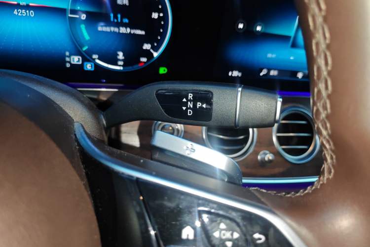 Used Mercedes-Benz E-Class 2023 Updated E 300 L Fashion Edition
