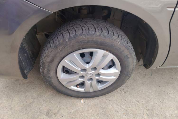 Used FORTHING Lingzhi 2018 M3 1.5L 5-Seat Base Model