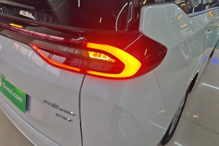 Used GAC Trumpchi M6 2023 PRO 270T DCT Elite Edition
