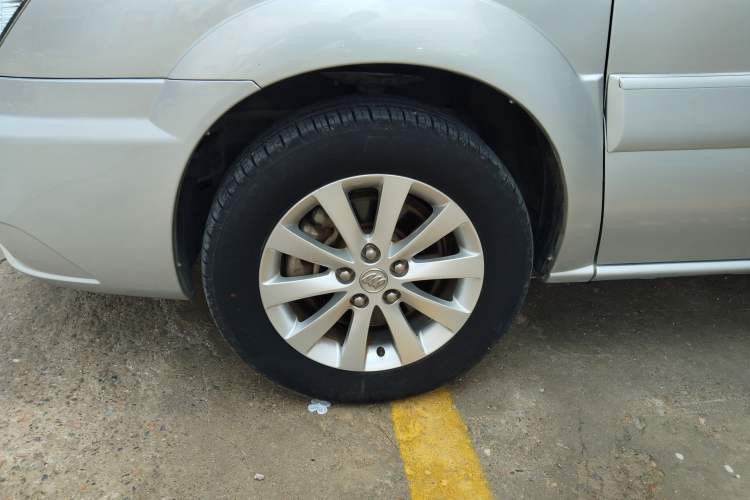 Used Buick GL8 2014 2.4L Classic Edition
