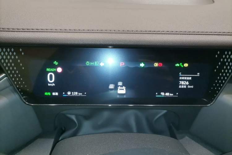 Used Wey Mocha New Energy 2024 Hi4 Four-Wheel Drive Long-Range Version
