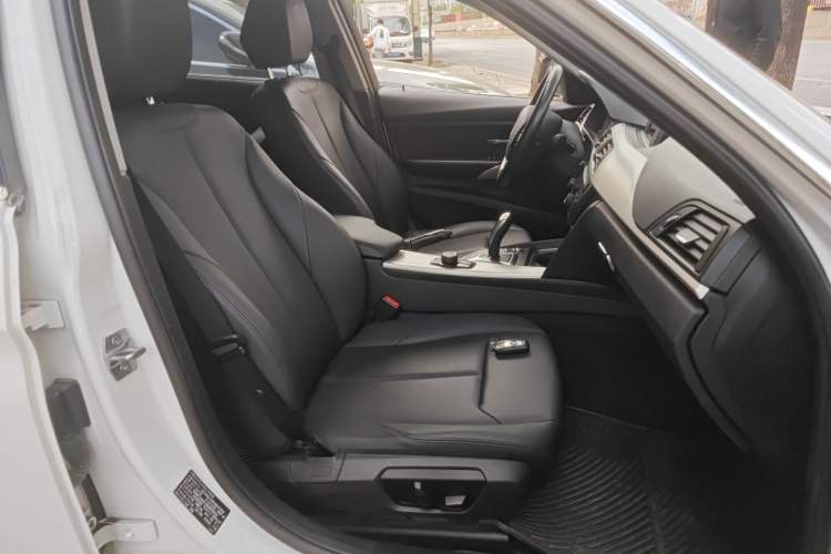 Used BMW 3 Series 2015 320Li Luxury Edition Fashion Model