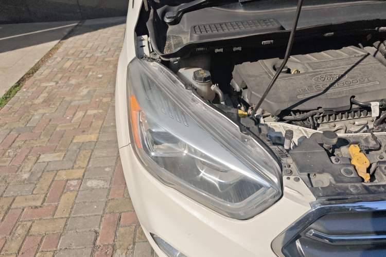 Used Ford Kuga 2019 EcoBoost 180 Two-Wheel-Drive Platinum Edition China VI Standard