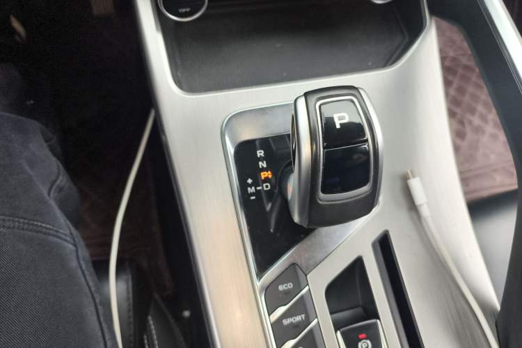 Used Geely Auto Coolray 2019 260T DCT Knight China VI Standard
