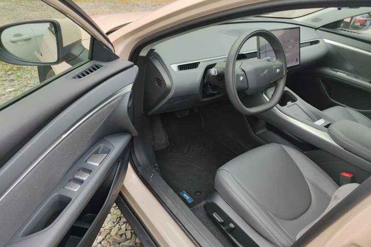 Used XPeng MONA M03 2024 620 with Ultra-Long Range